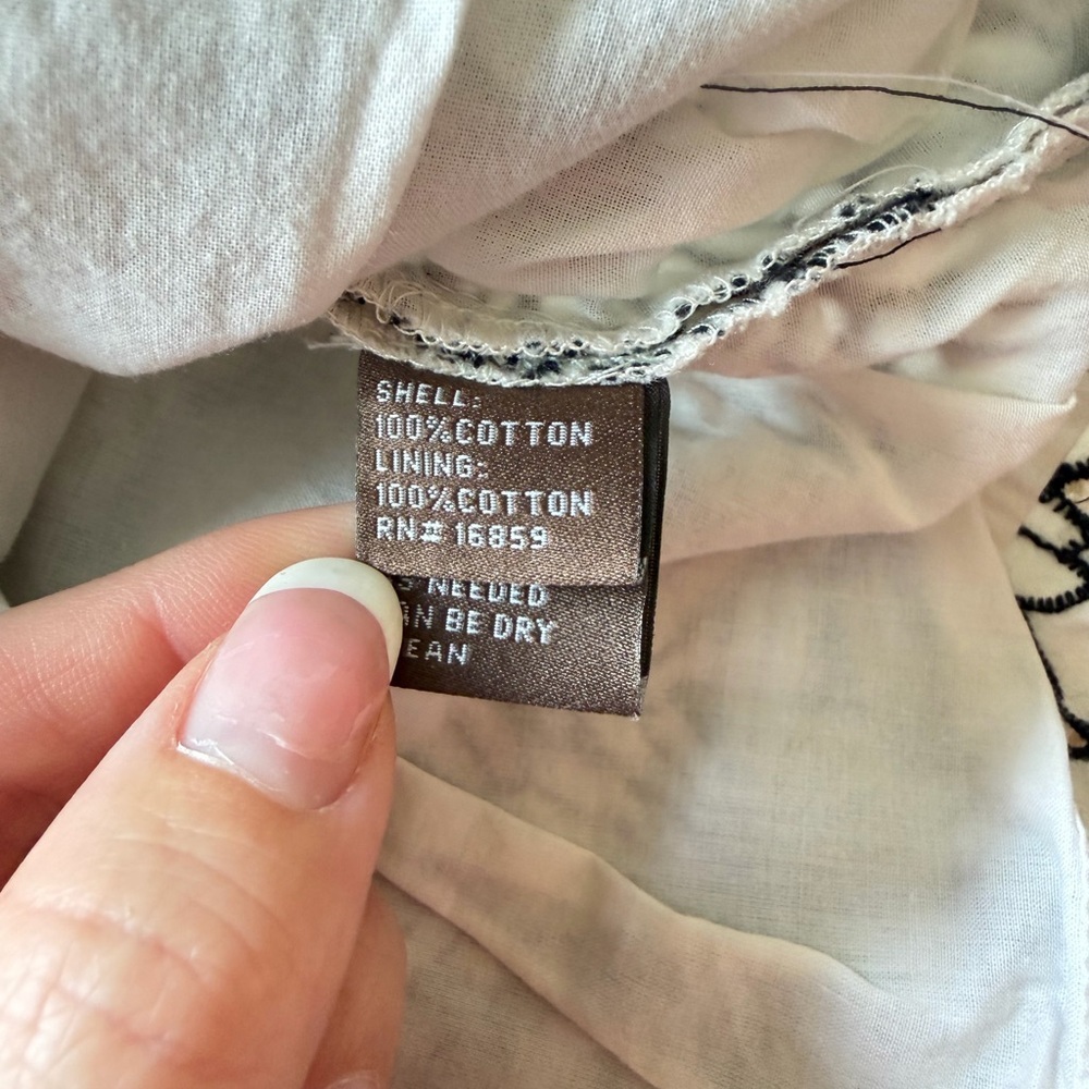 J. McLaughlin Black and White Floral Blouse 100% Cotton - Picture 6 of 6